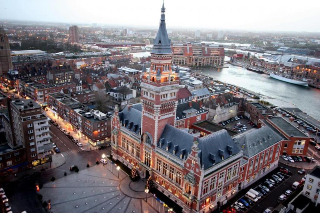Un Ecrin Au Coeur Du Centre Ville Duinkerke Buitenkant foto