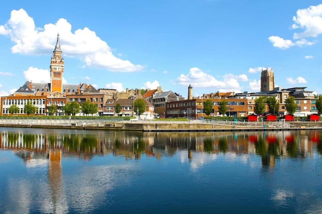 Un Ecrin Au Coeur Du Centre Ville Duinkerke Buitenkant foto